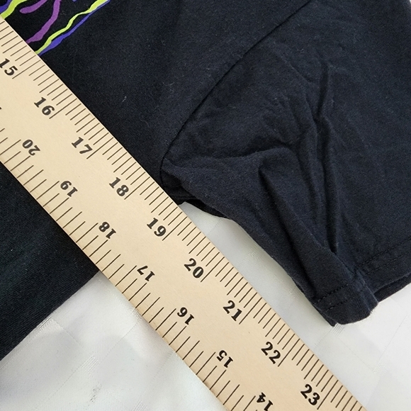 Halloween Glow In The Dark Black T-shirt  Skull Size M - Picture 5 of 6